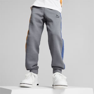 Puma Plus Shorts mit sich wiederholendem Raubkatzen-Logo in Grau exklusiv bei ASOS, Gray Tile